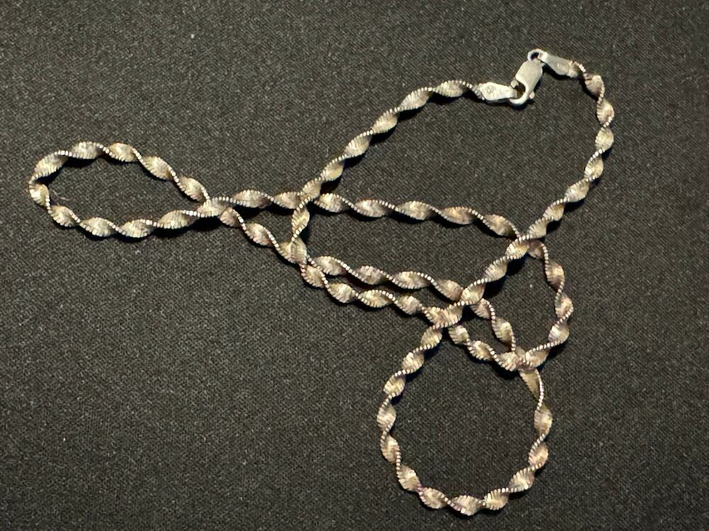 Vintage 925 Sterling IBB 16in Swirl Chain Necklace